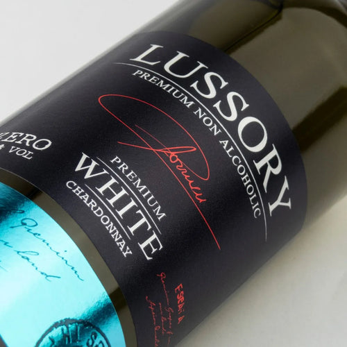 Close-up of the LUSSORY Premium Chardonnay Non-Alcoholic Wine label.